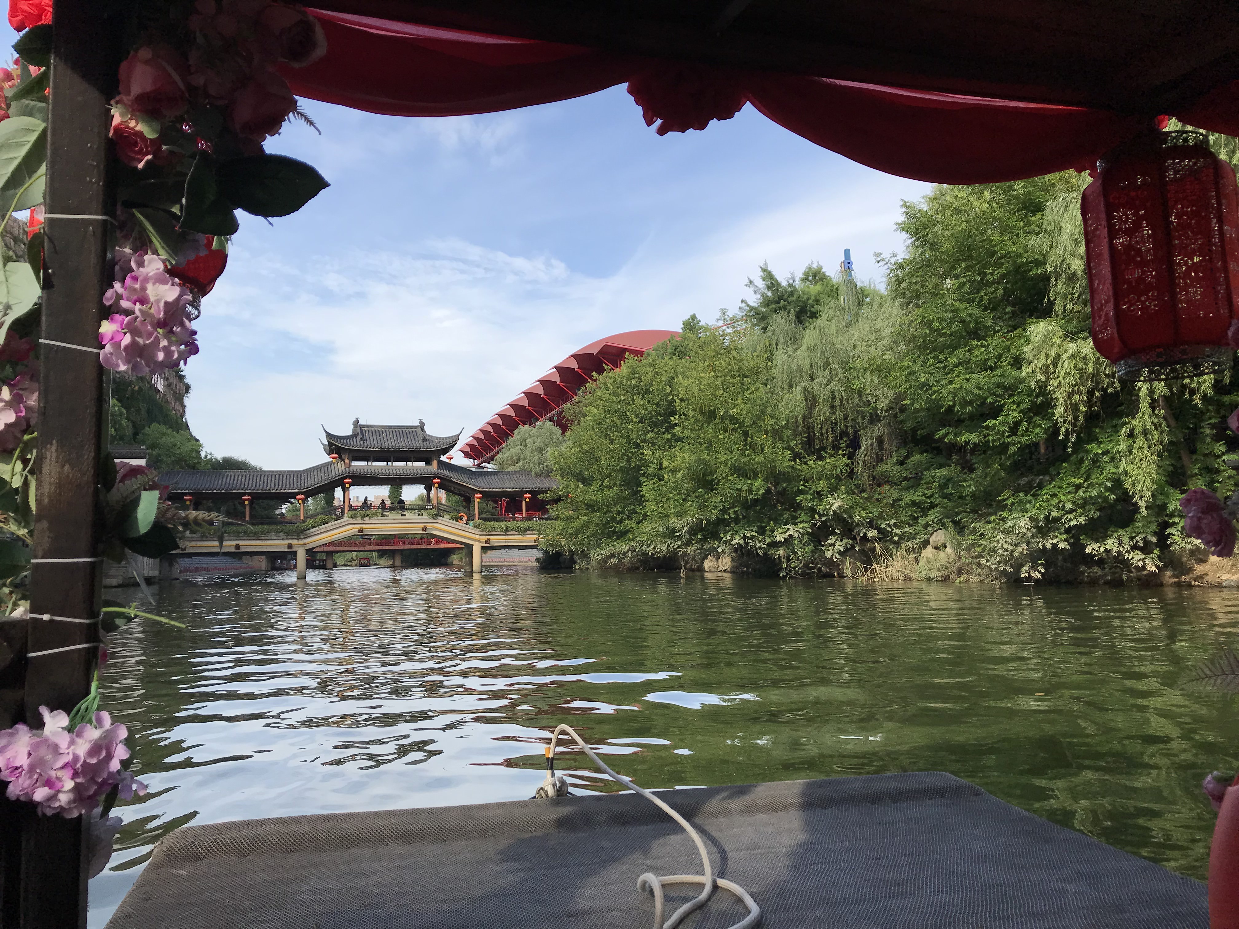 A masterpiece on an image (in my opinion) I took on a vacation to China in 2024